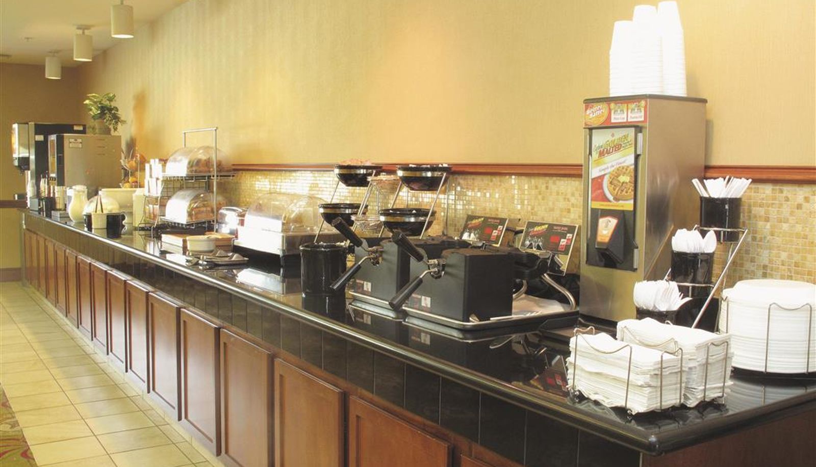 Interior view - La Quinta Inn & Suites by Wyndham Lawton / Fort Sill