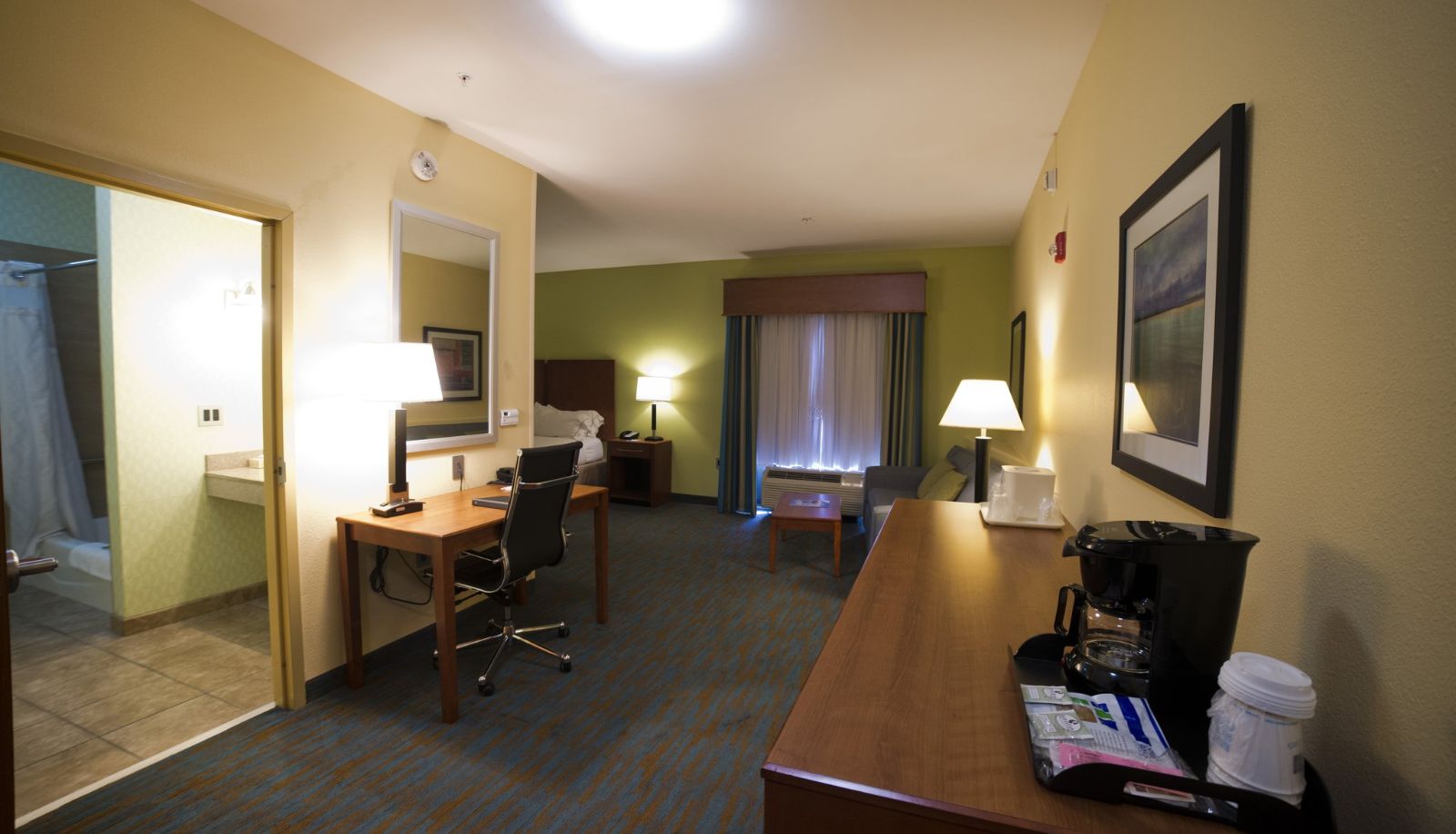 Room - Holiday Inn Express & Suites ATLANTA EAST - LITHONIA by IHG