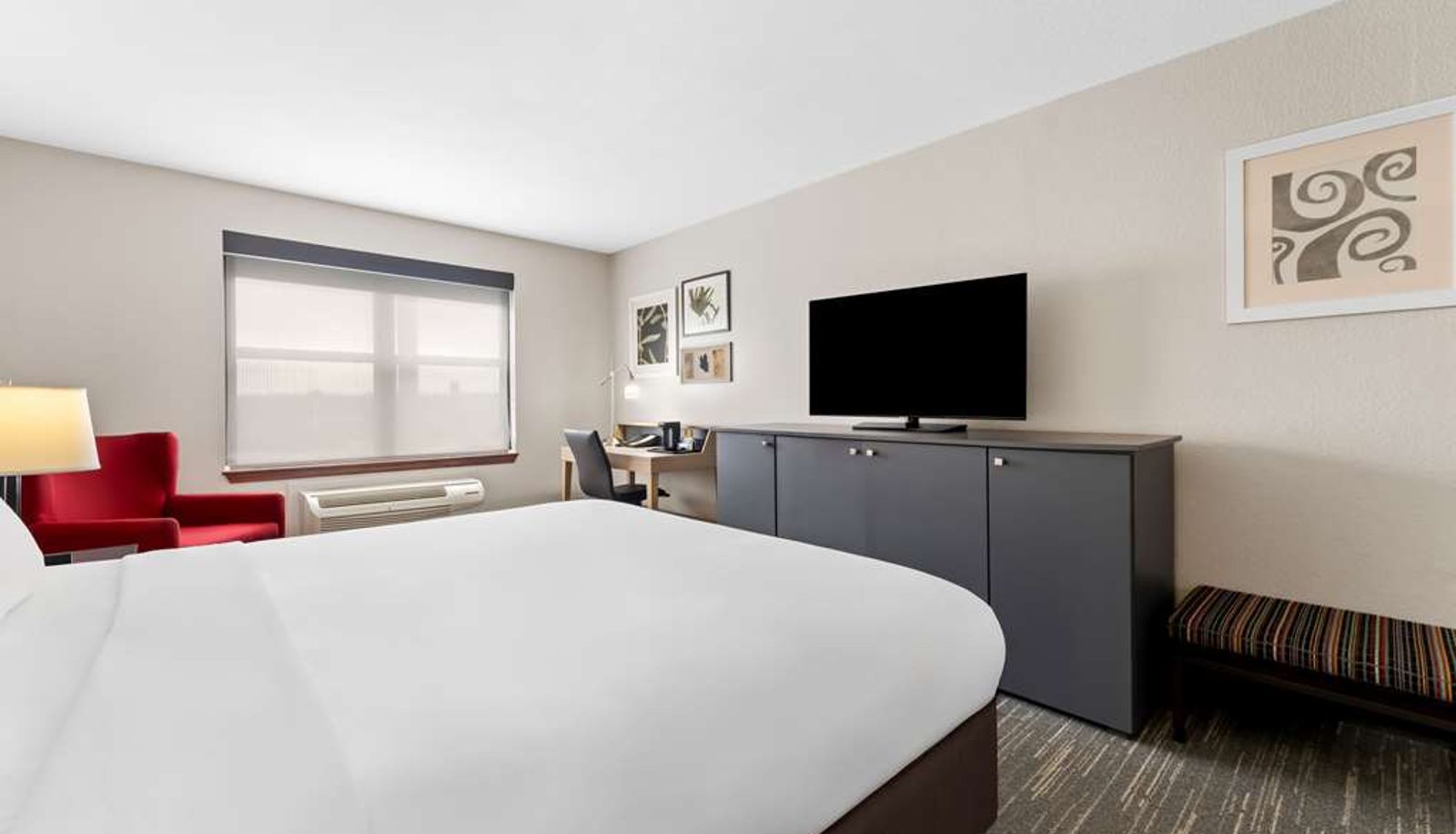 Room - Country Inn & Suites by Radisson Macon North GA