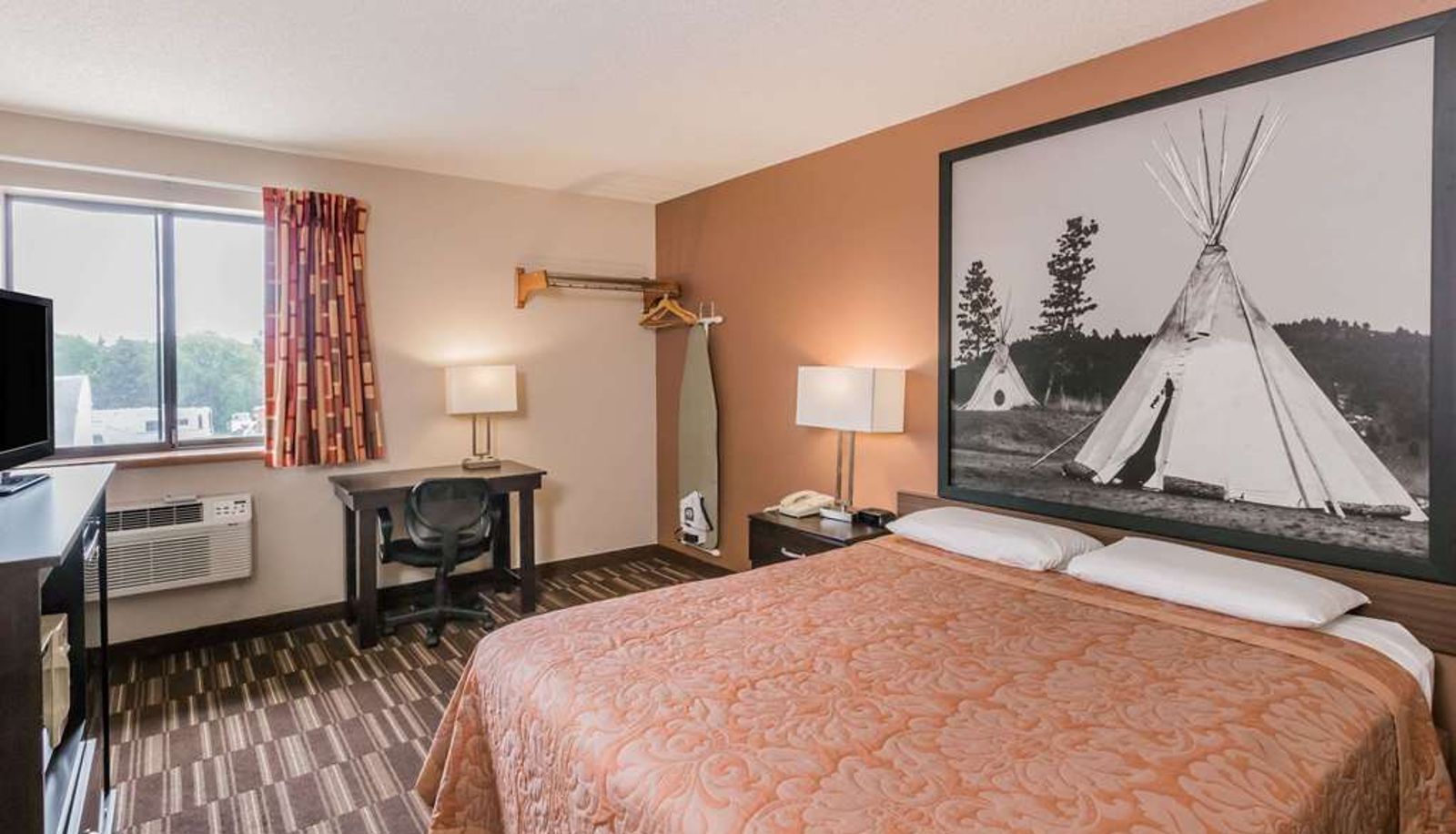 Room - Super 8 by Wyndham Madison