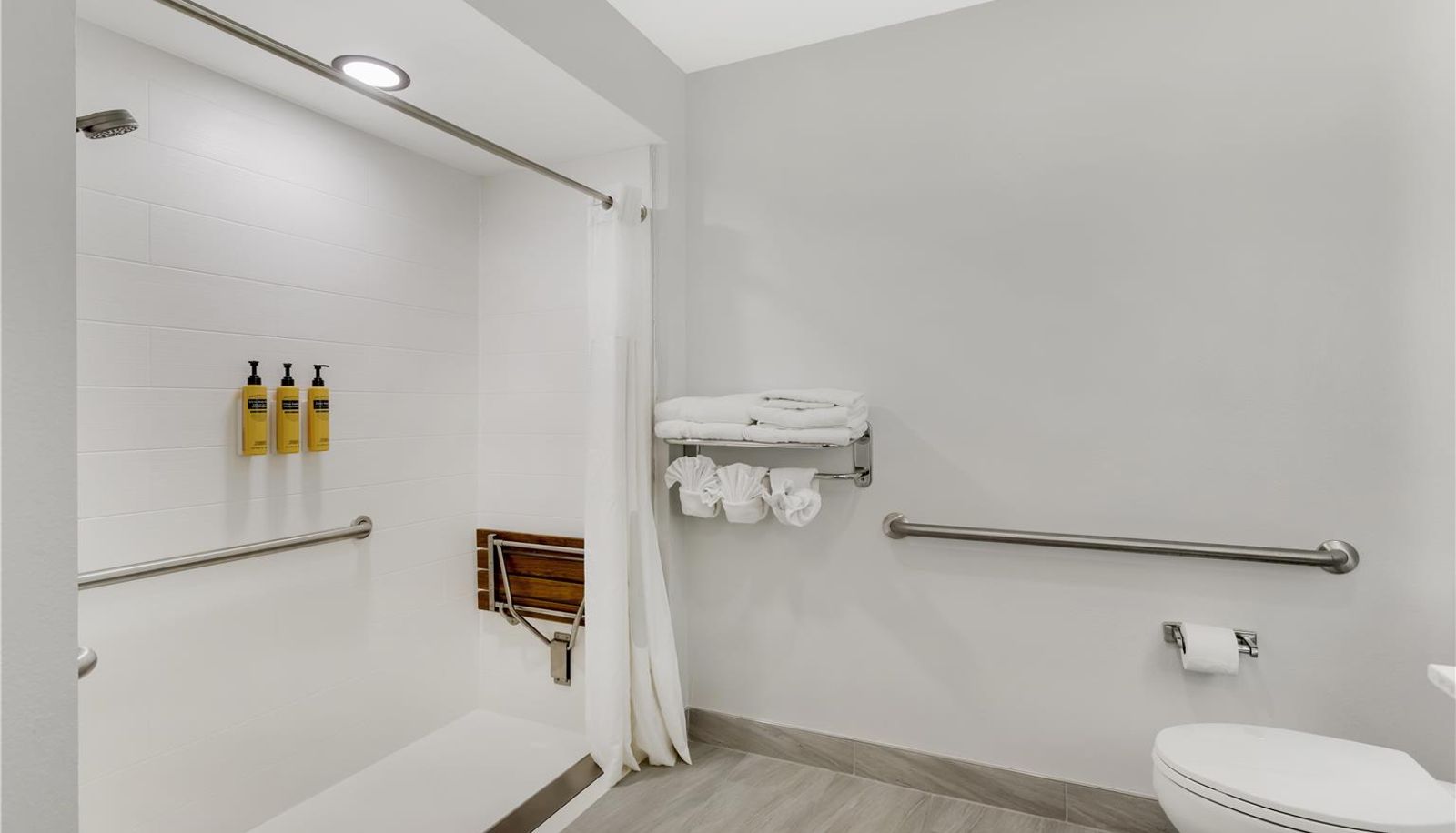 Room - Best Western Plus First Coast Inn & Suites