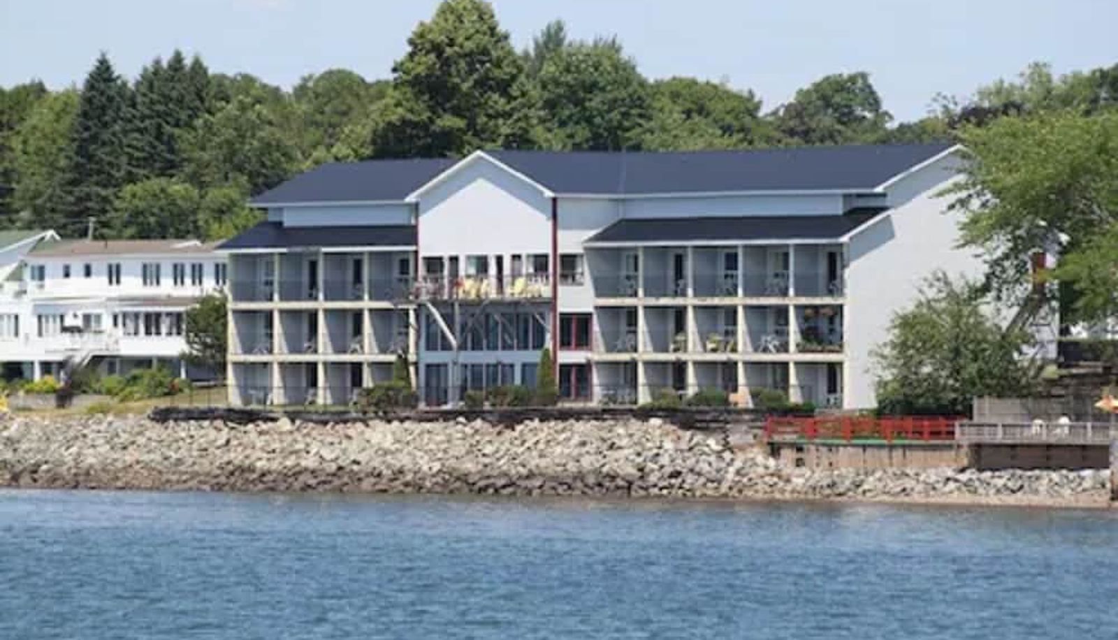 Hotel Außenbreich - Saint Andrews Inn & Suites