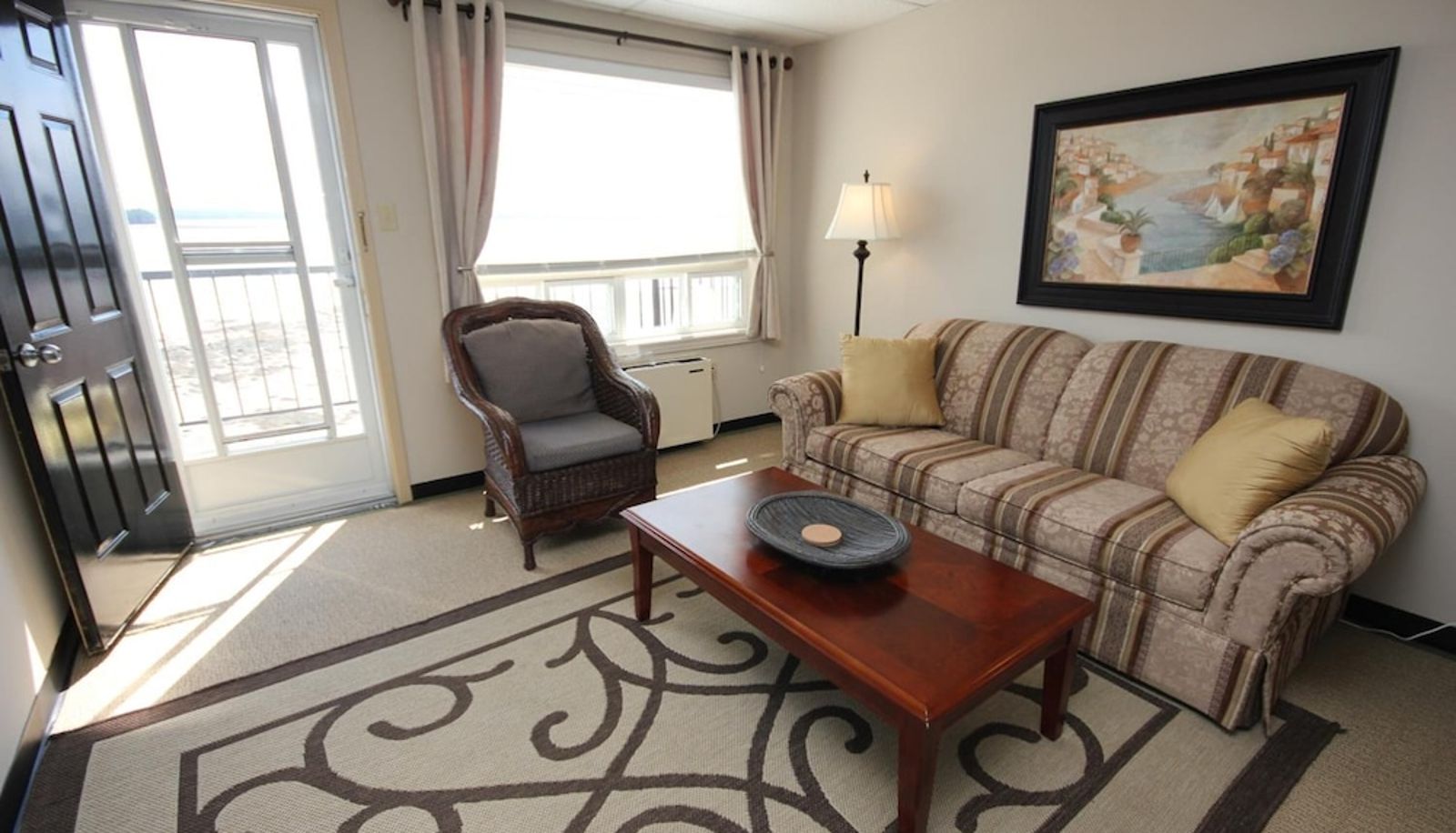 Info - Saint Andrews Inn & Suites