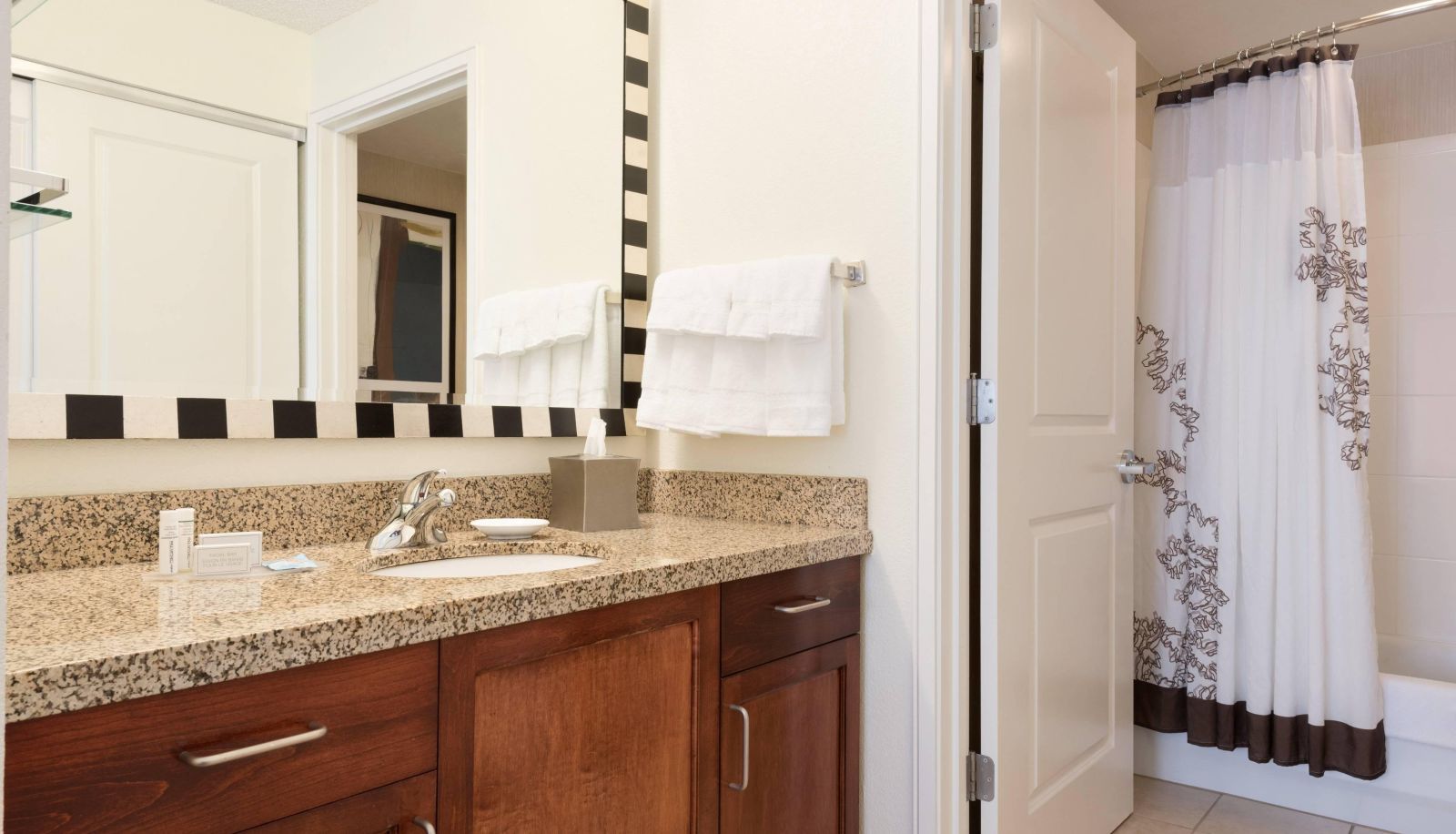 Zimmer - Residence Inn by Marriott Oklahoma City Downtown Bricktown