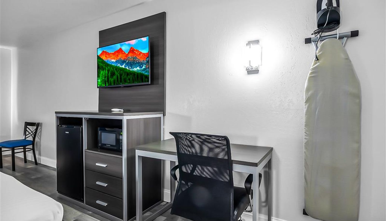 Camera - SureStay by Best Western Oklahoma City West