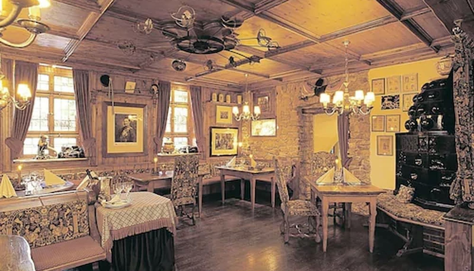 Restaurant - Die Hirschgasse Heidelberg