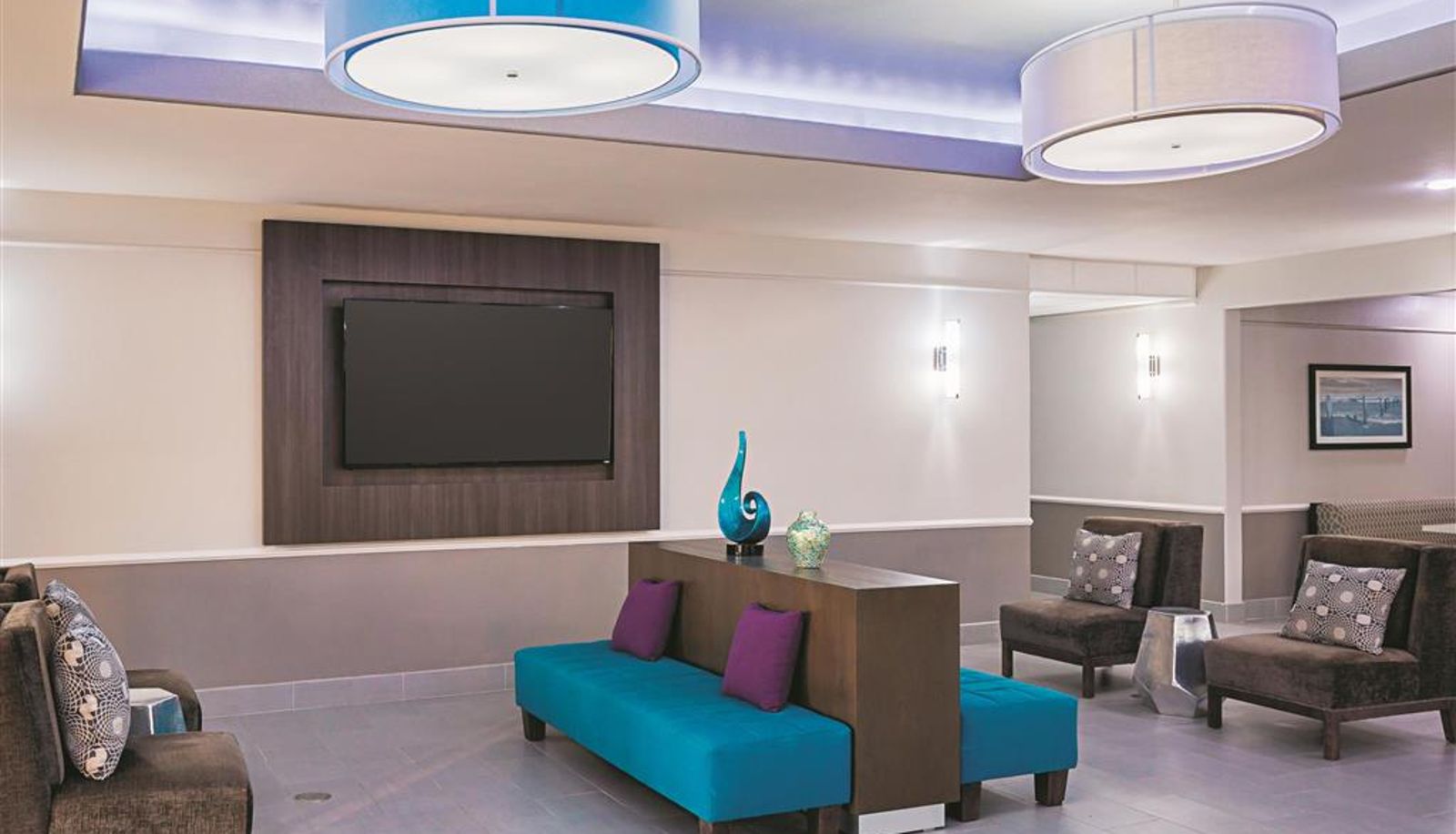 Lobby - La Quinta Inn & Suites by Wyndham Port Lavaca