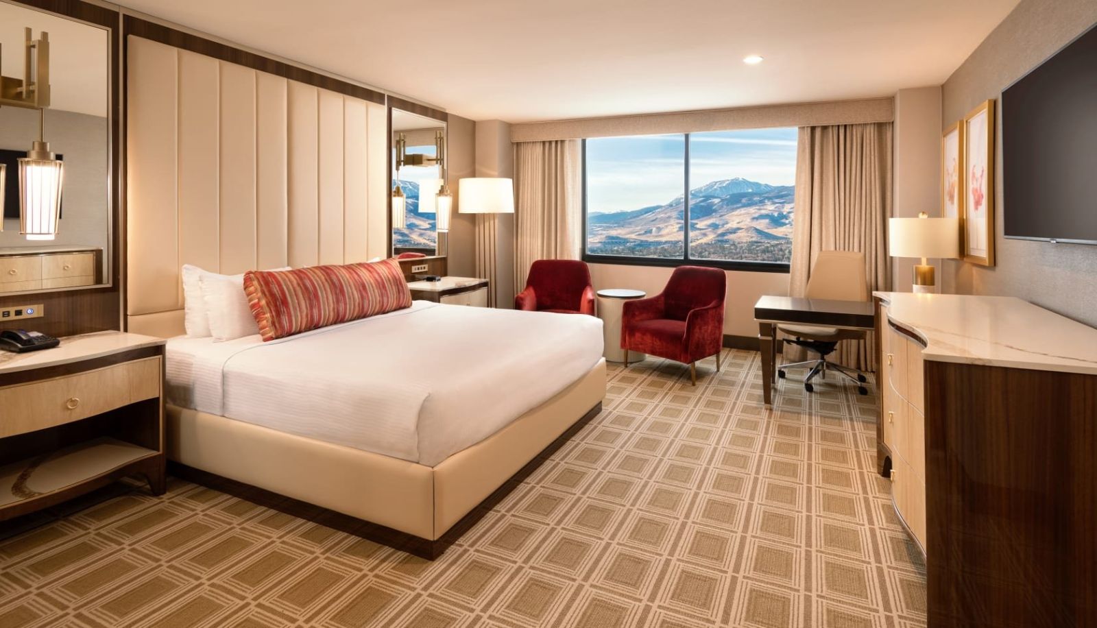 Zimmer - Grand Sierra Resort and Casino