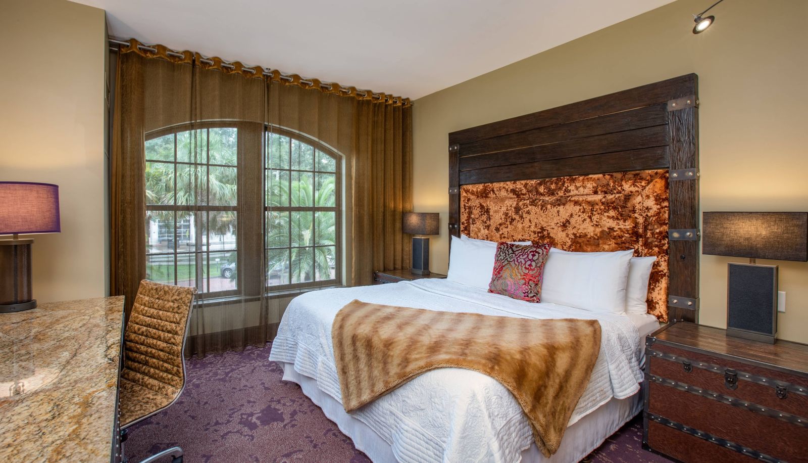 Zimmer - The Bohemian Hotel Savannah Riverfront Autograph Collection
