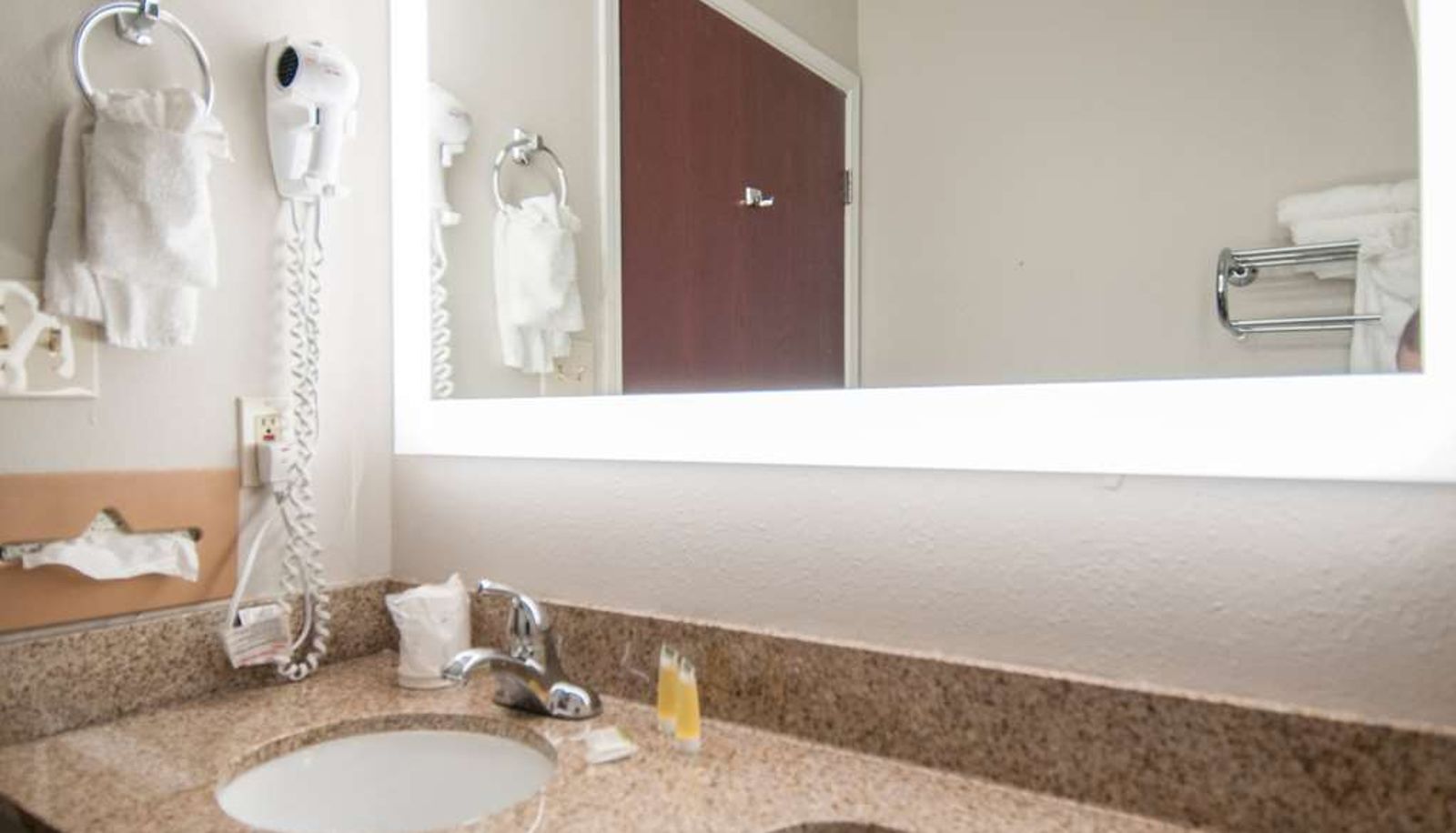 Zimmer - Microtel Inn & Suites by Wyndham Scott Lafayette
