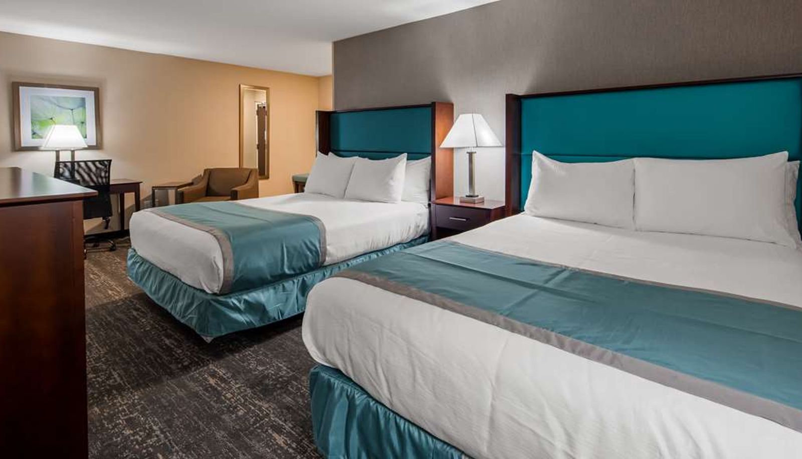 Habitación - Best Western Hampshire Inn & Suites