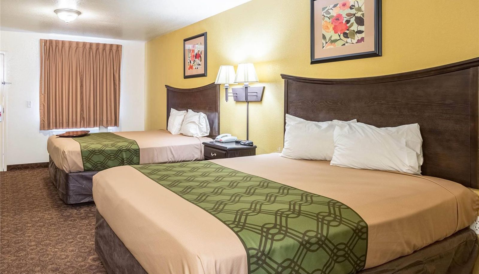 Camera - Econo Lodge Inn & Suites Searcy
