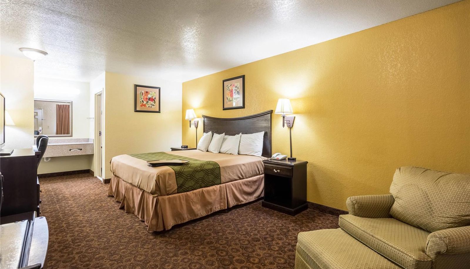 Camera - Econo Lodge Inn & Suites Searcy