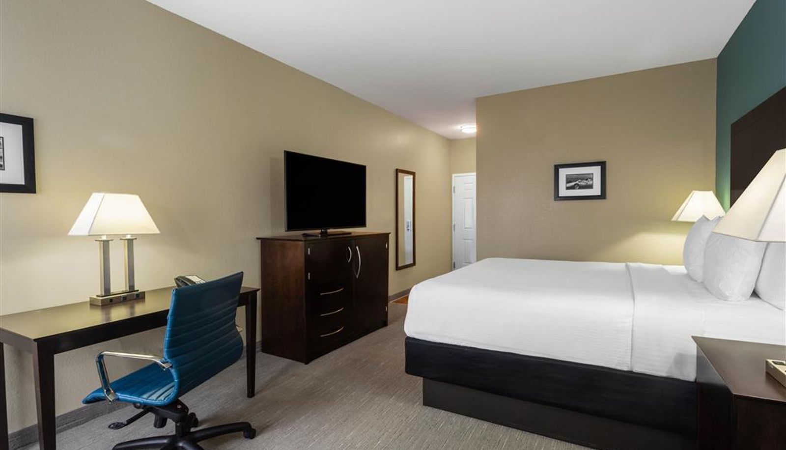 Room - La Quinta Inn & Suites by Wyndham Sebring