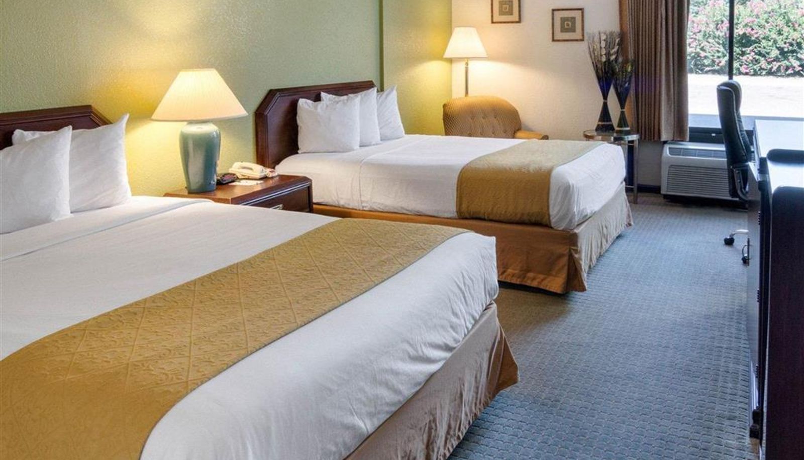 Room - Quality Inn Shreveport Airport