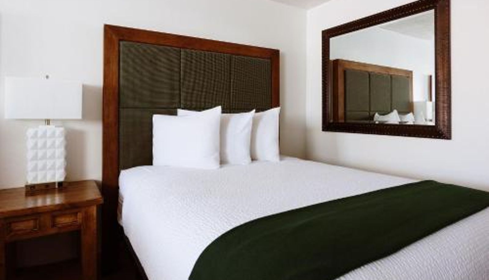 Room - Taos Valley Lodge