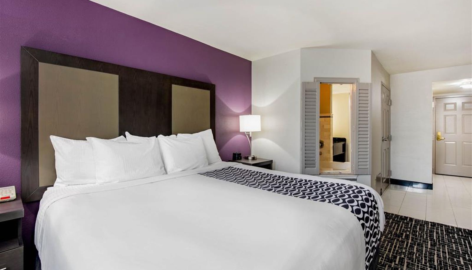 Room - La Quinta Inn by Wyndham West Long Branch/NJ Shore Area