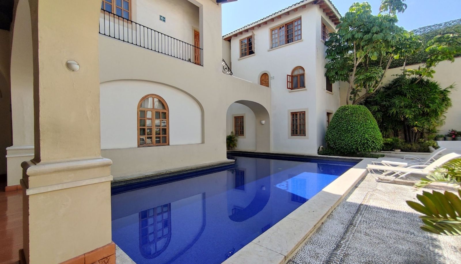 Pool - Hotel Boutique La Casa Azul