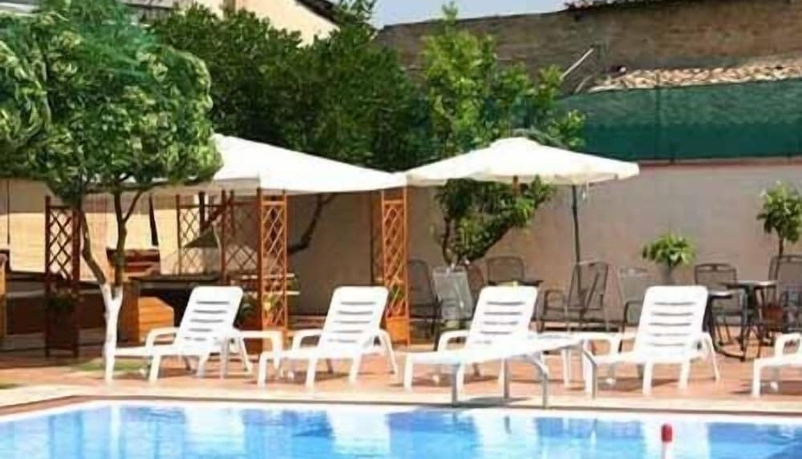 Piscina - Fattoria Stocchi
