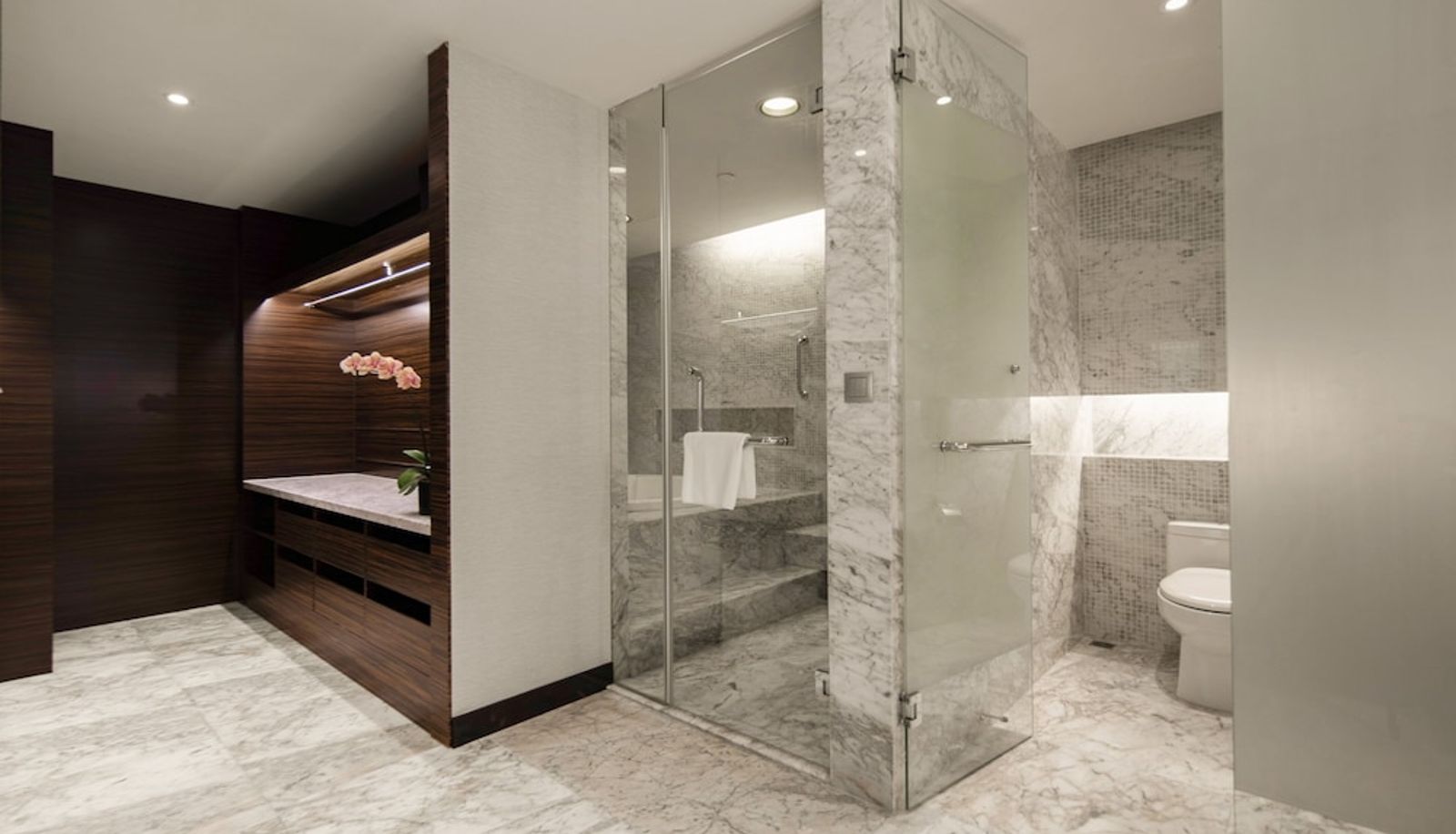 Suite - Holiday Inn SHANGHAI HONGQIAO WEST by IHG