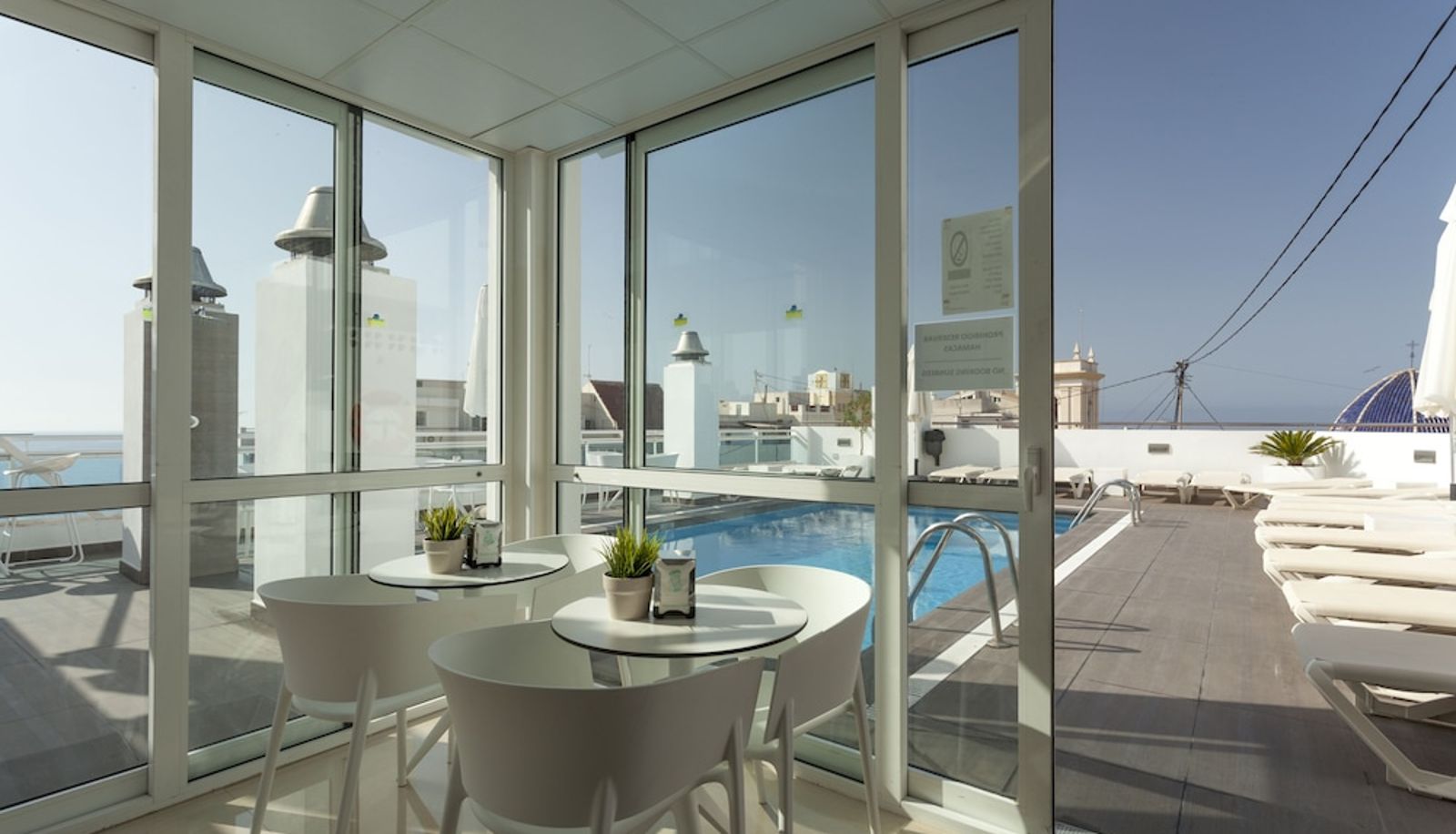 Piscina - Hotel Centro Mar