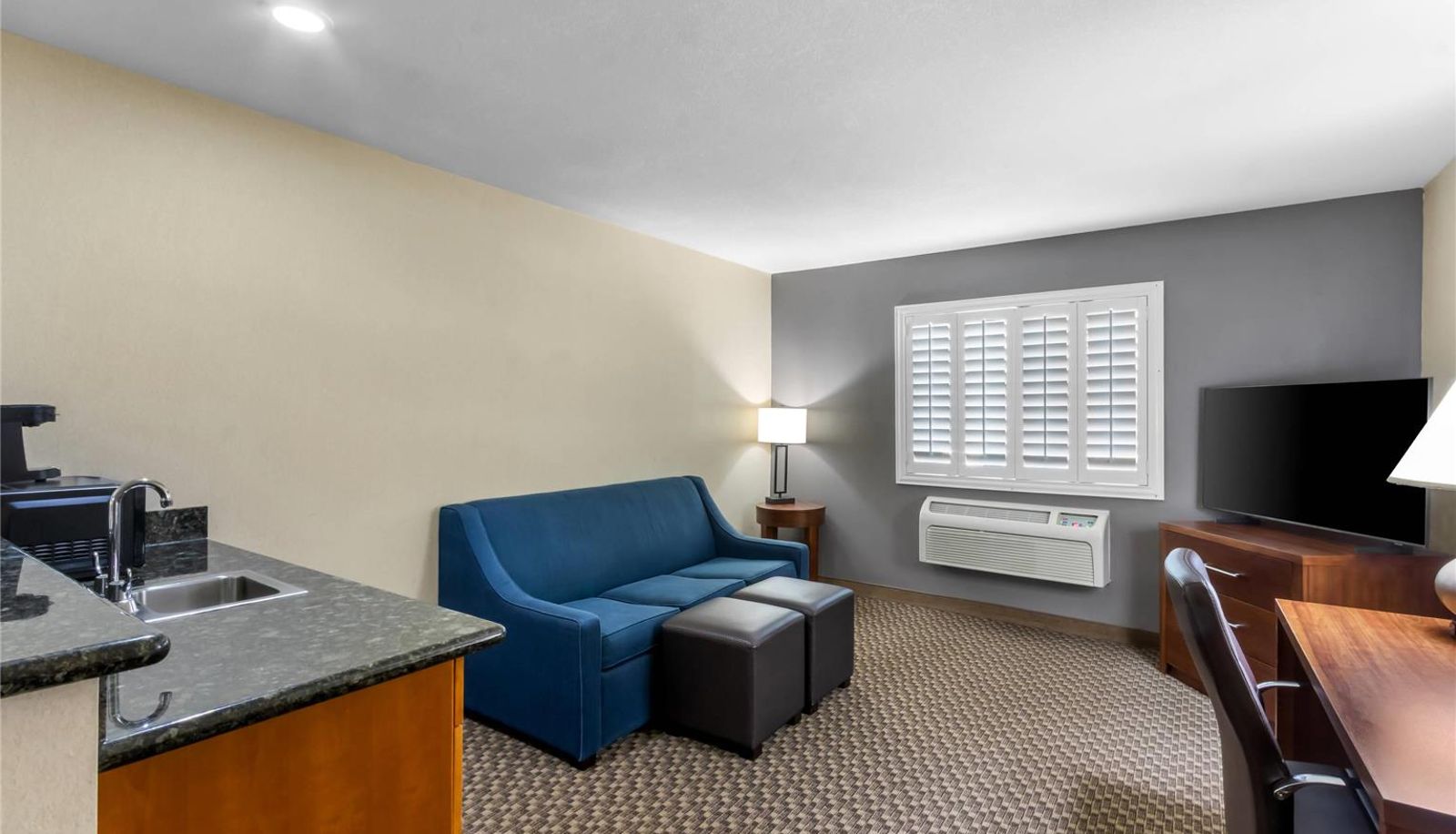 Camera - Comfort Inn & Suites Thatcher - Safford