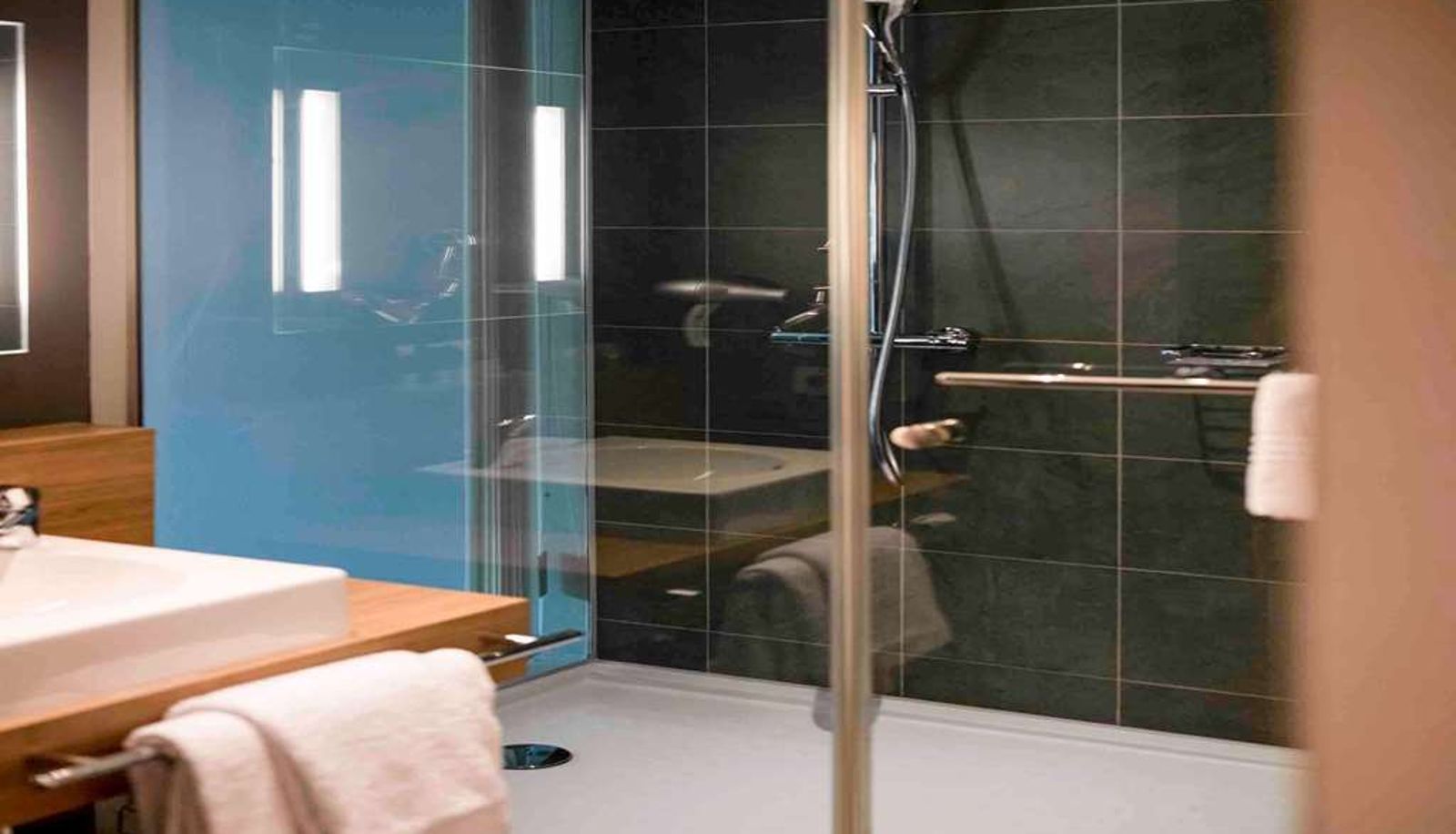 Zimmer - TRIBE Hotel Den Haag Centraal