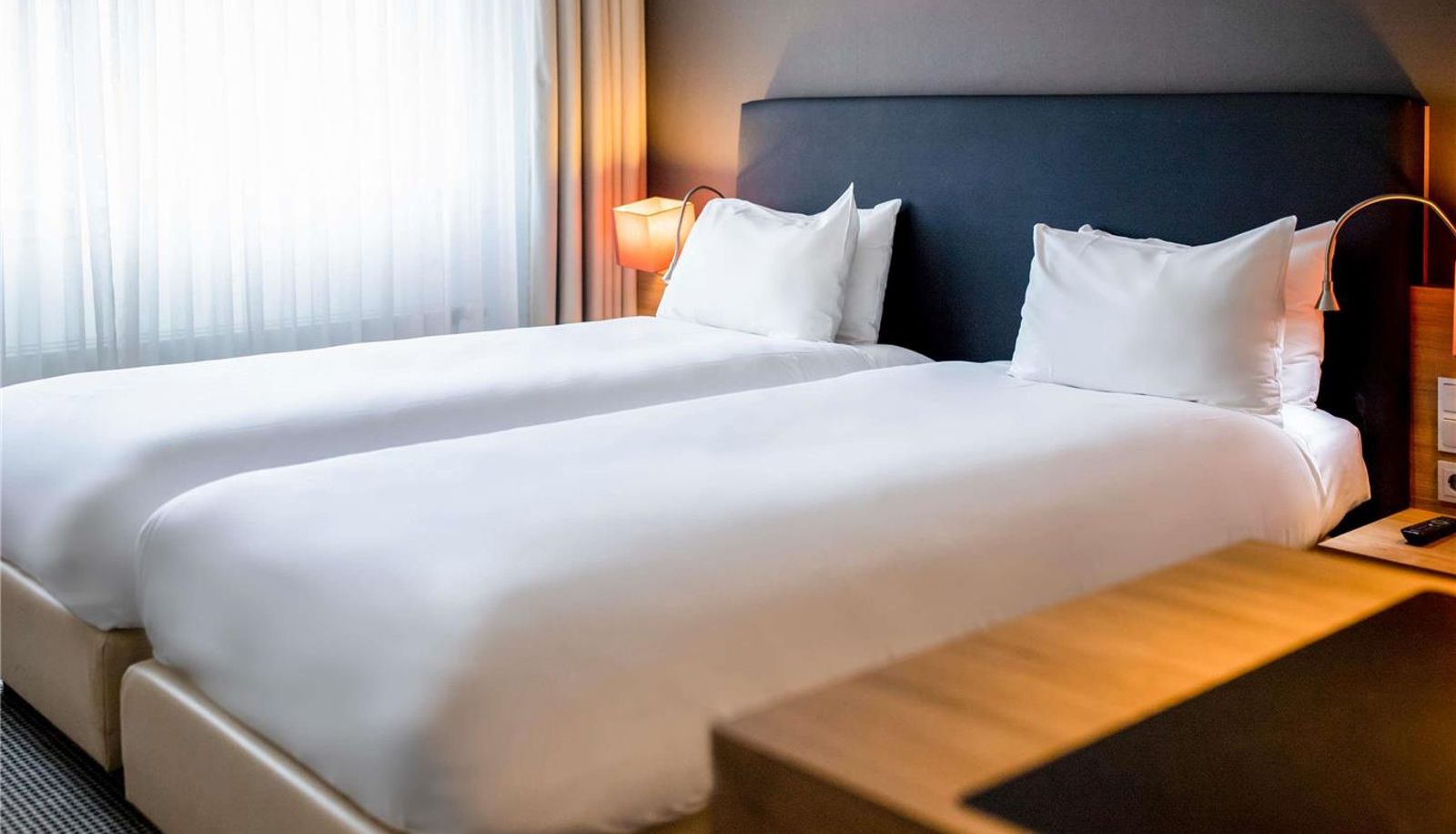 Zimmer - TRIBE Hotel Den Haag Centraal
