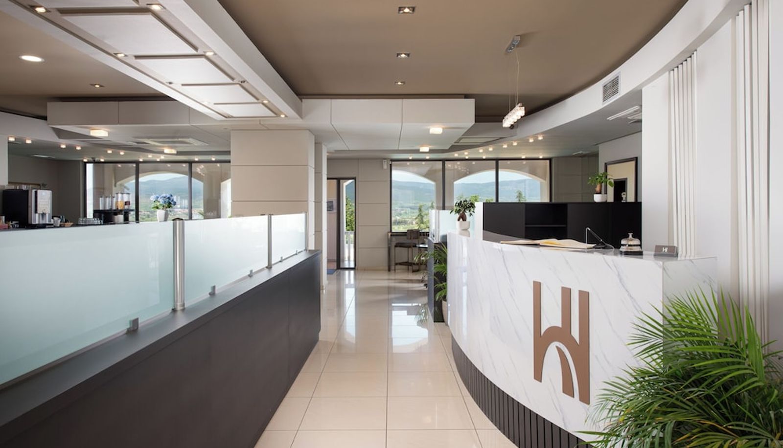 Receptie - Heaven Hotel