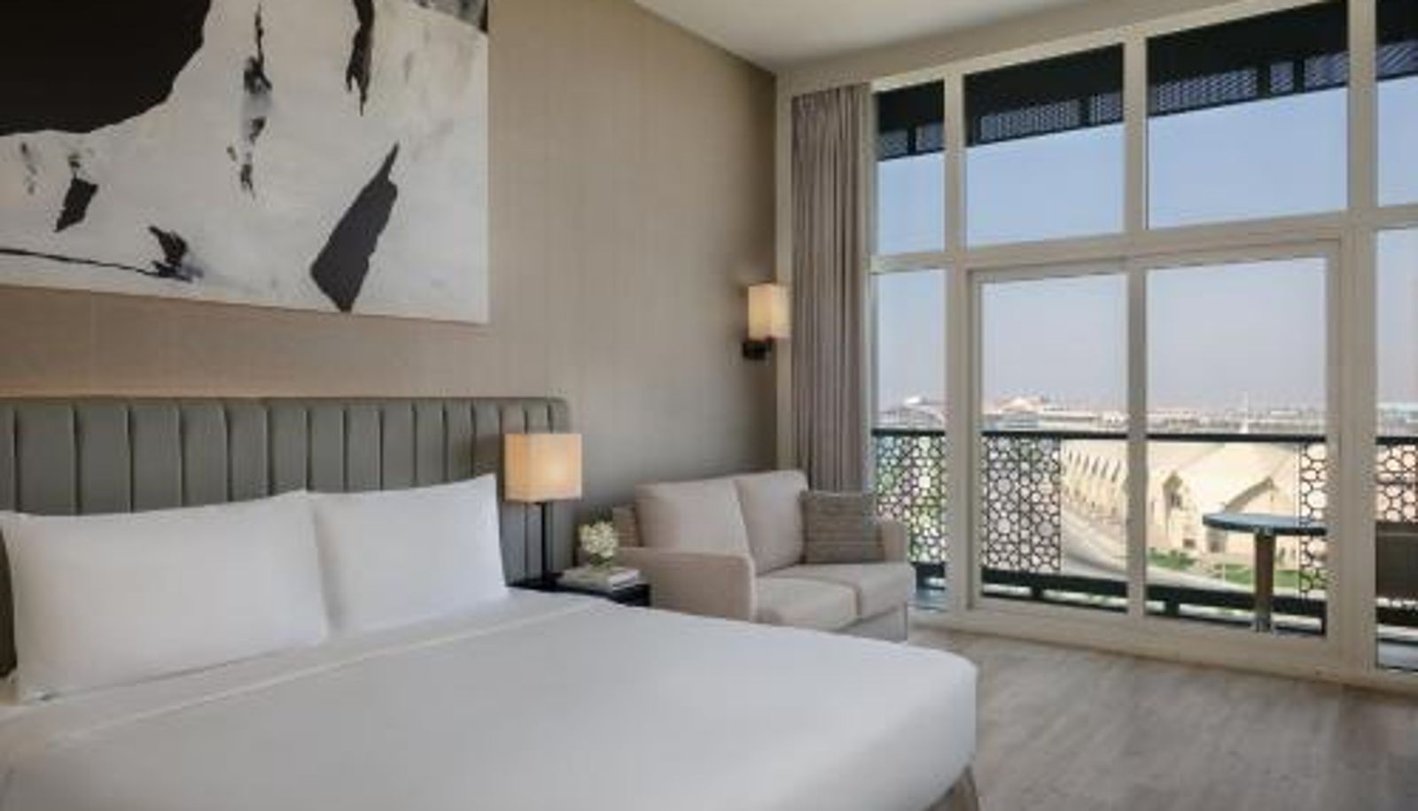 Zimmer - Yas Plaza Marina by IHG