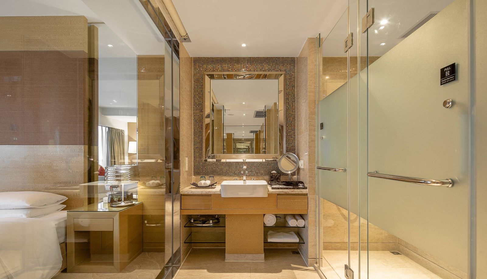 Zimmer - Renaissance Chengdu Hotel