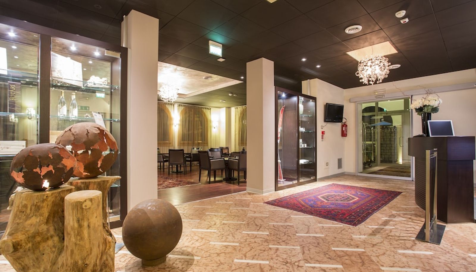 Reception - Hotel Norge