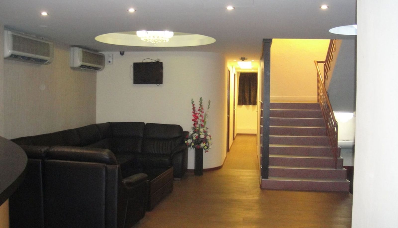 Lobby - Esperanza Hotel