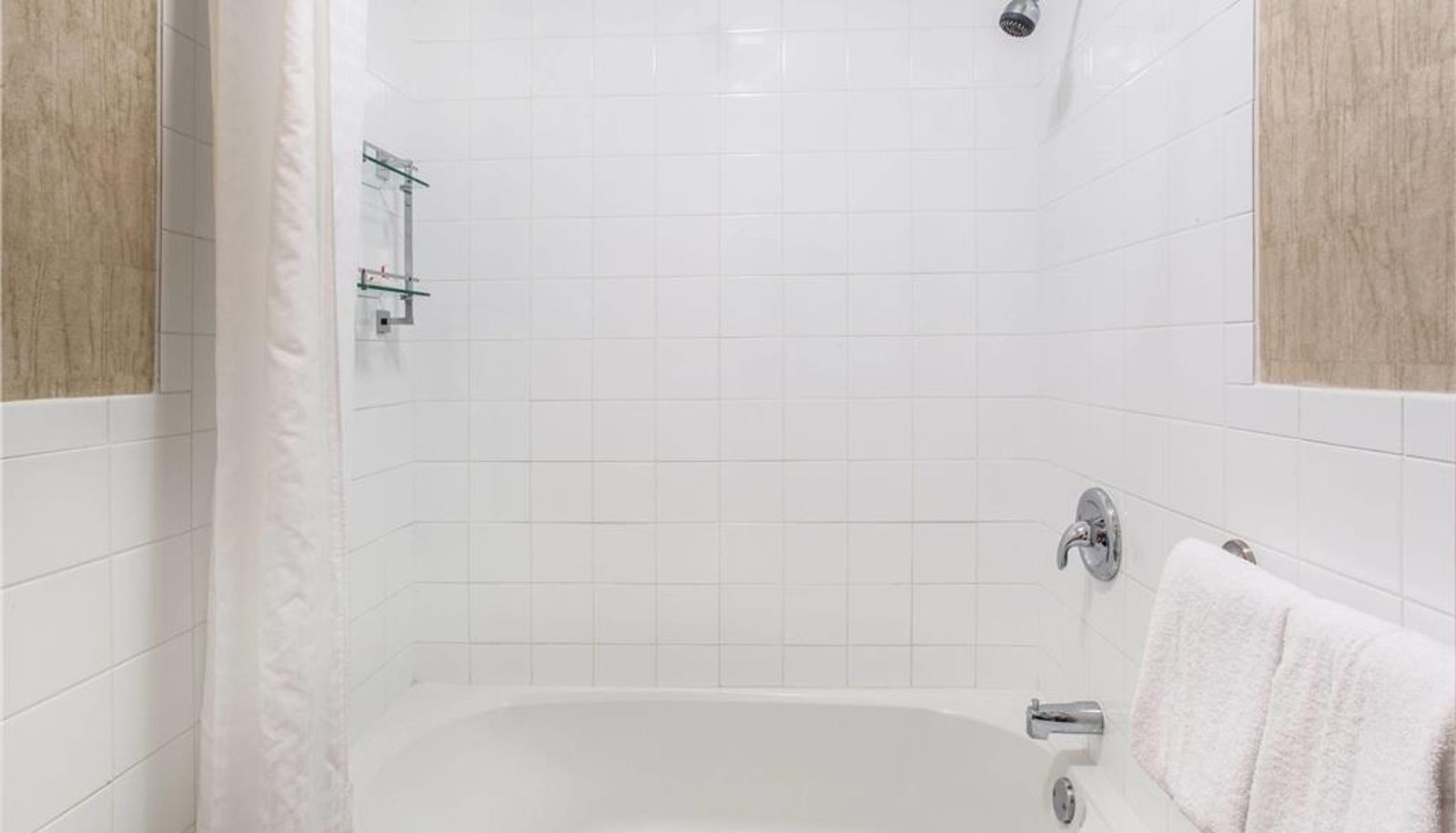 Chambre - Howard Johnson by Wyndham Kingston