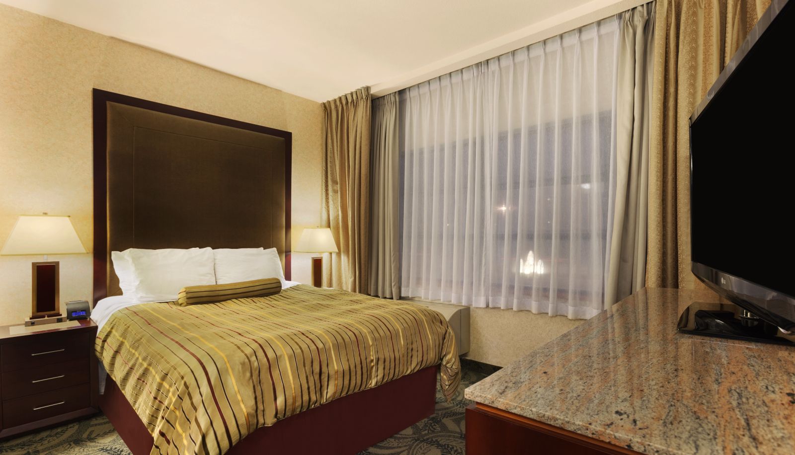 Zimmer - POCO INN AND SUITES HOTEL