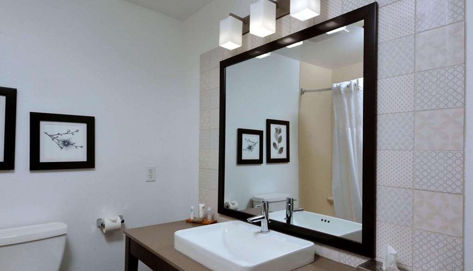 Room - Country Inn & Suites by Radisson Asheville West near Biltmore