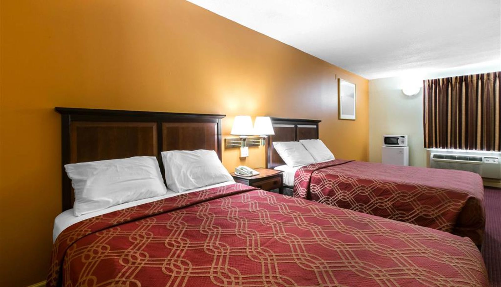 Camera - Econo Lodge At Six Flags