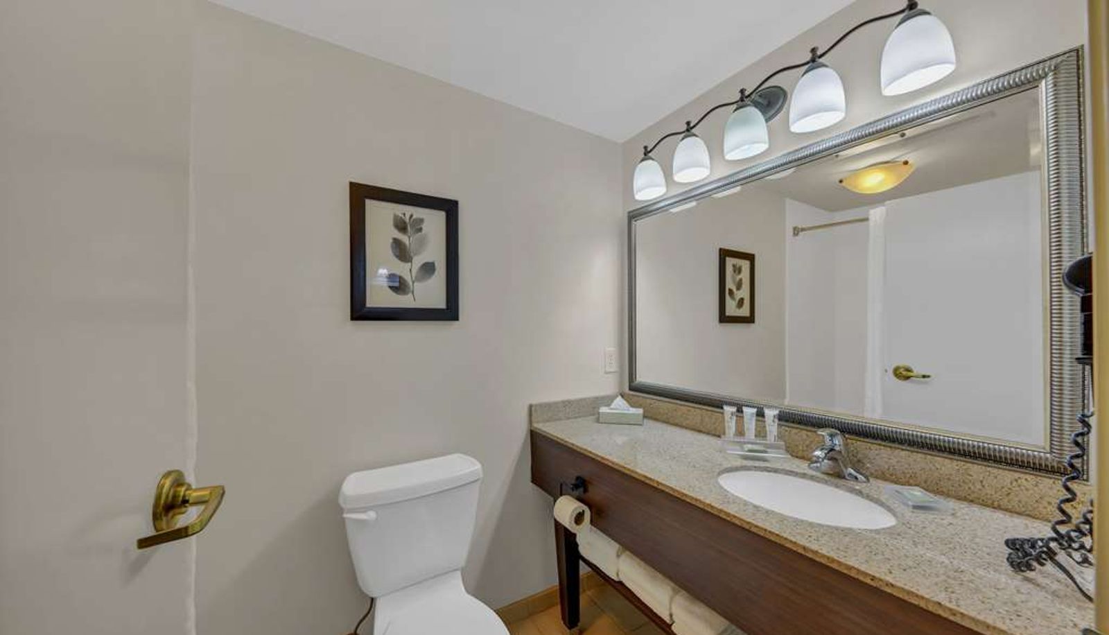 Room - Country Inn & Suites by Radisson Braselton