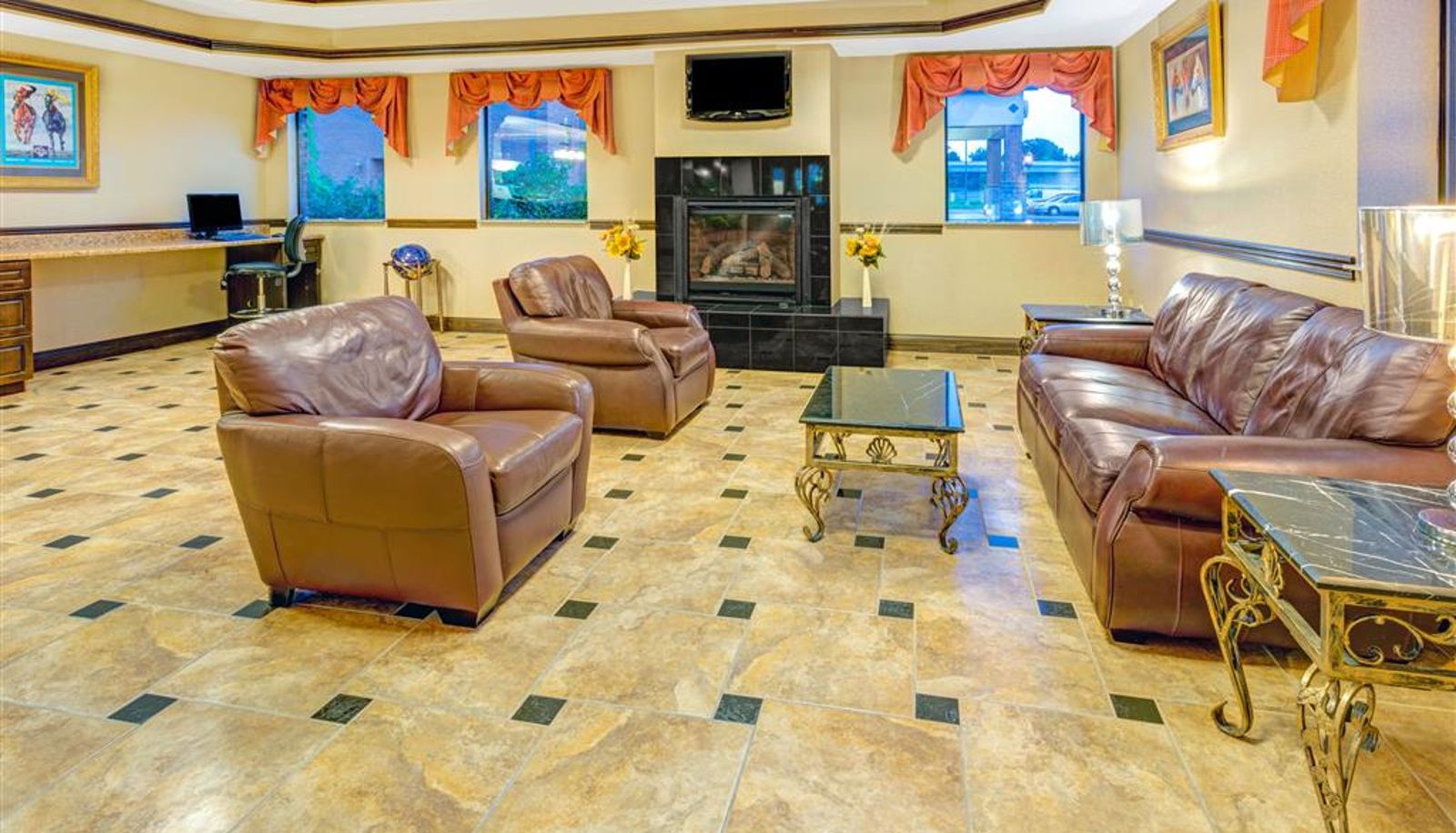 Lobby - Days Inn & Suites by Wyndham Jeffersonville IN
