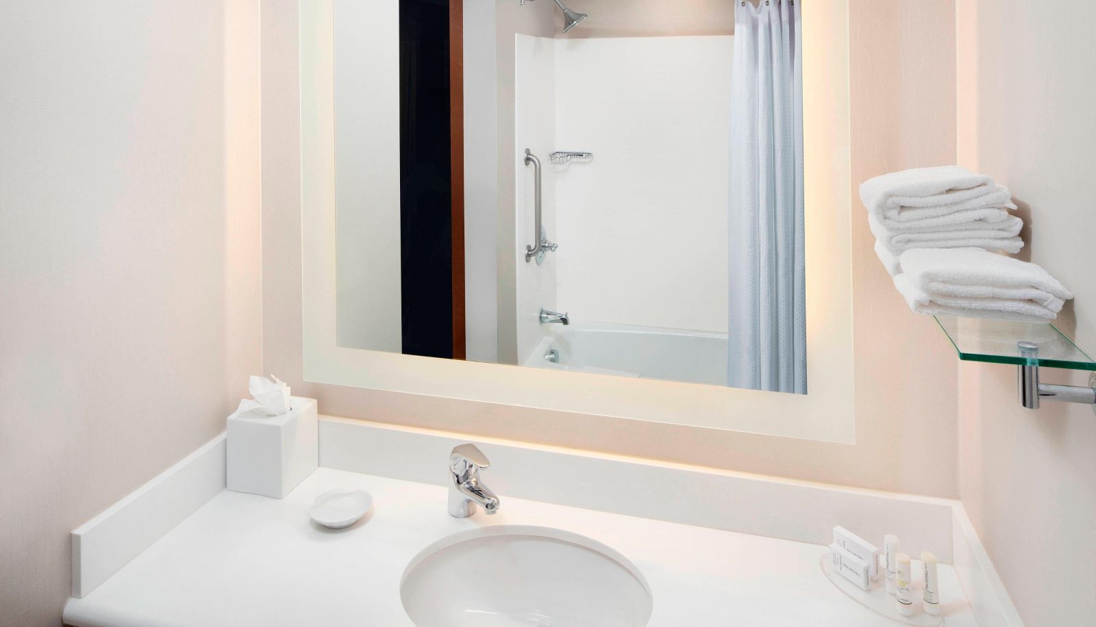 Room - SpringHill Suites by Marriott Indianapolis Downtown
