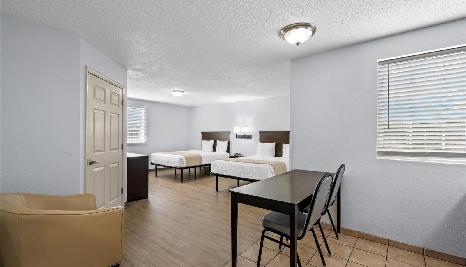 Suite - Suburban Studios Near Camp Lejeune
