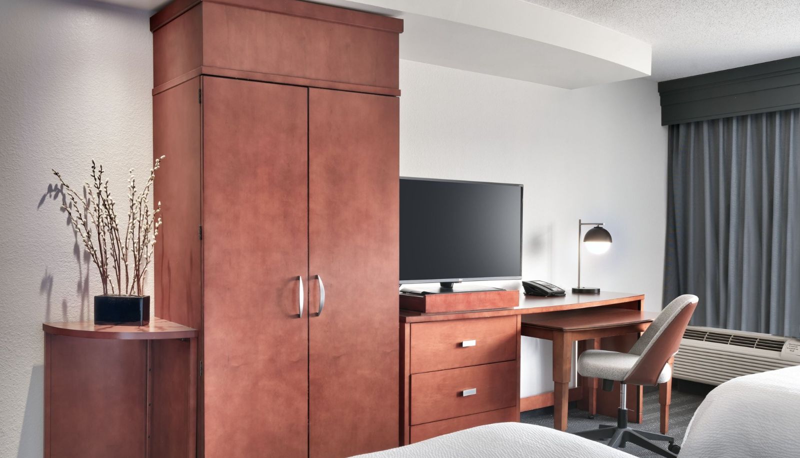 Kamer - Courtyard by Marriott Johnson City