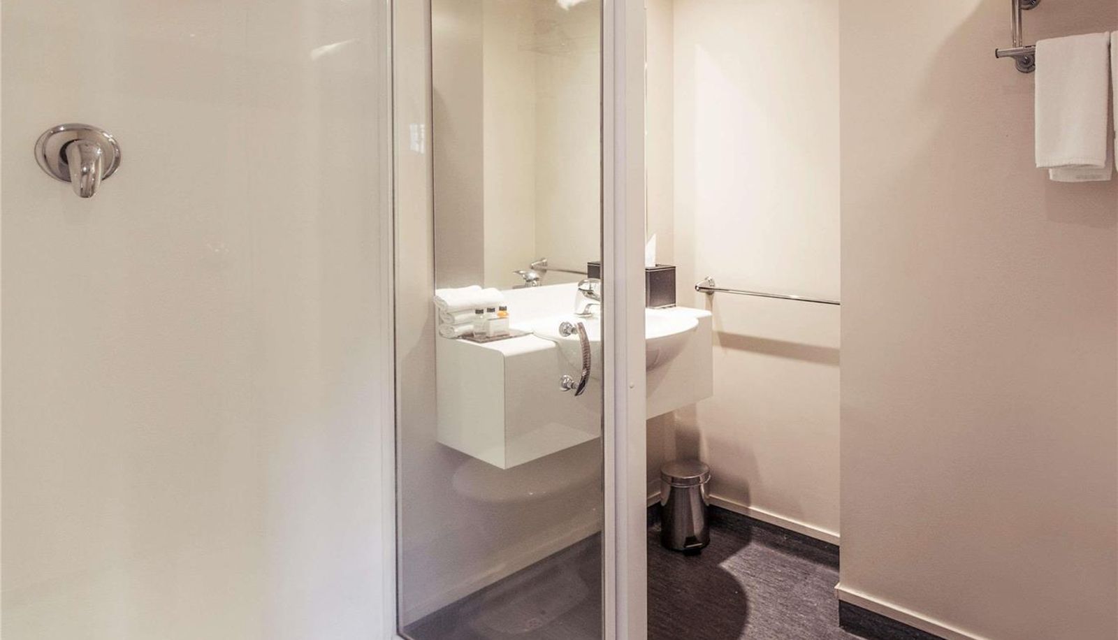 Room - Mercure Wellington Abel Tasman