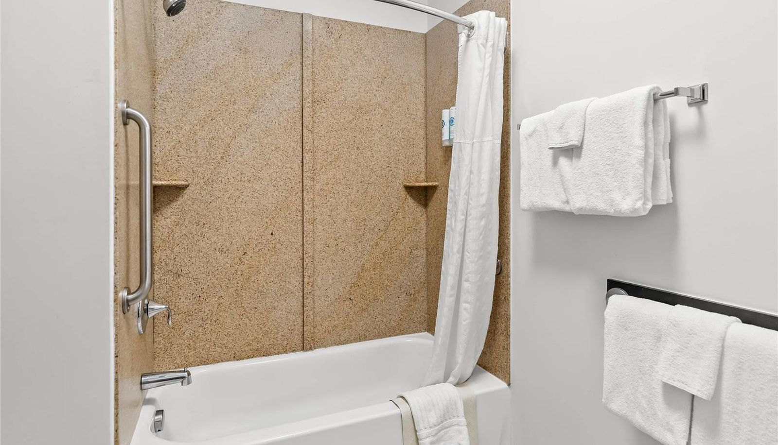 Pokój - Comfort Suites Simpsonville - Greenville