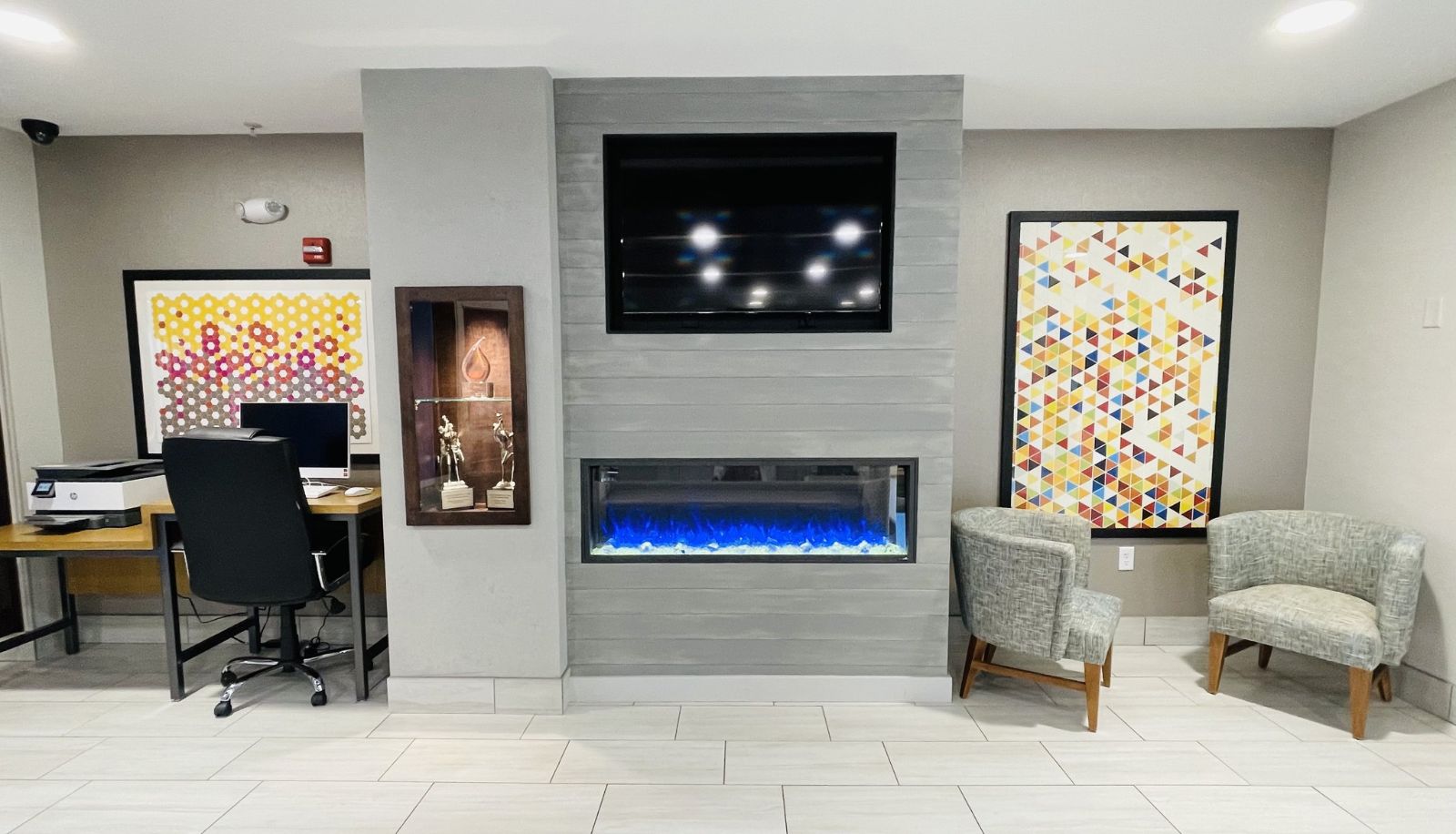 Info - Holiday Inn Express & Suites GRAND ISLAND by IHG