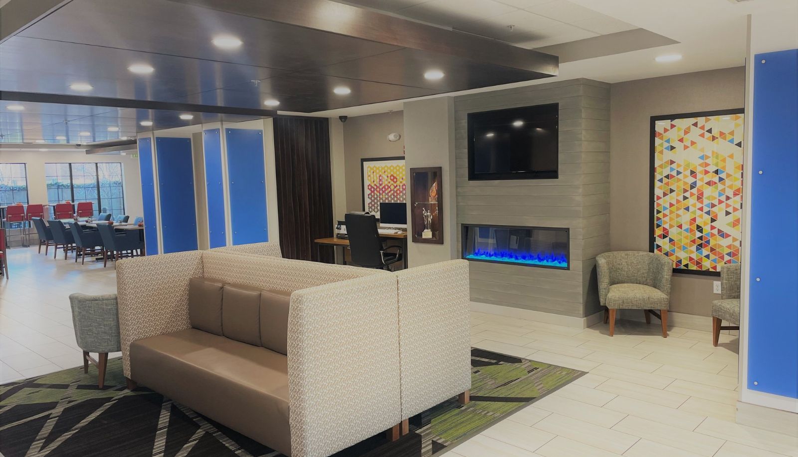 Info - Holiday Inn Express & Suites GRAND ISLAND by IHG