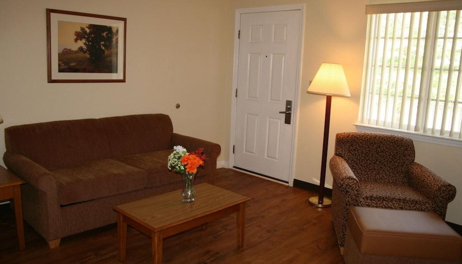 Standardzimmer - Affordable Suites of America -