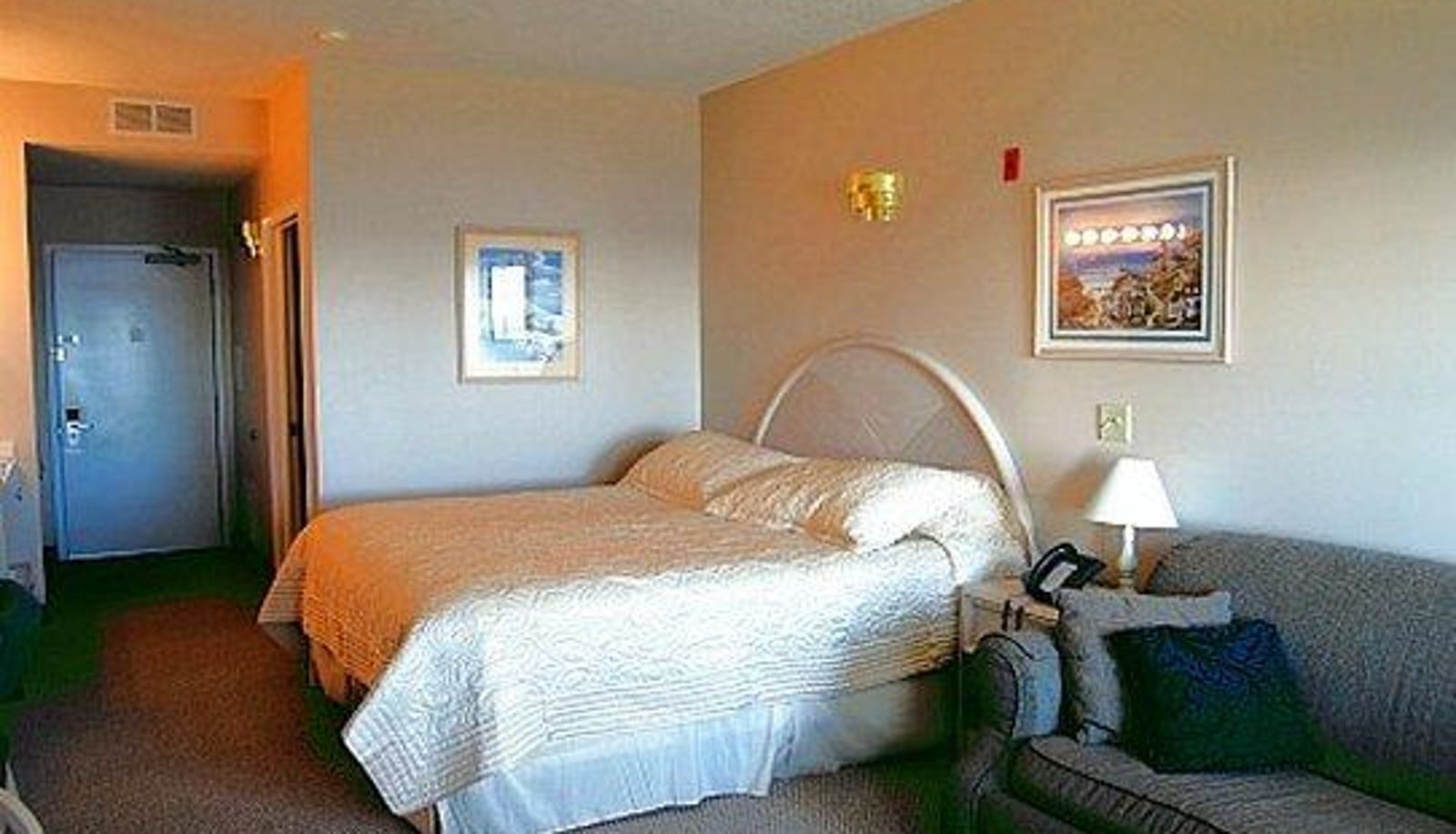 Camera - West Bank Inn