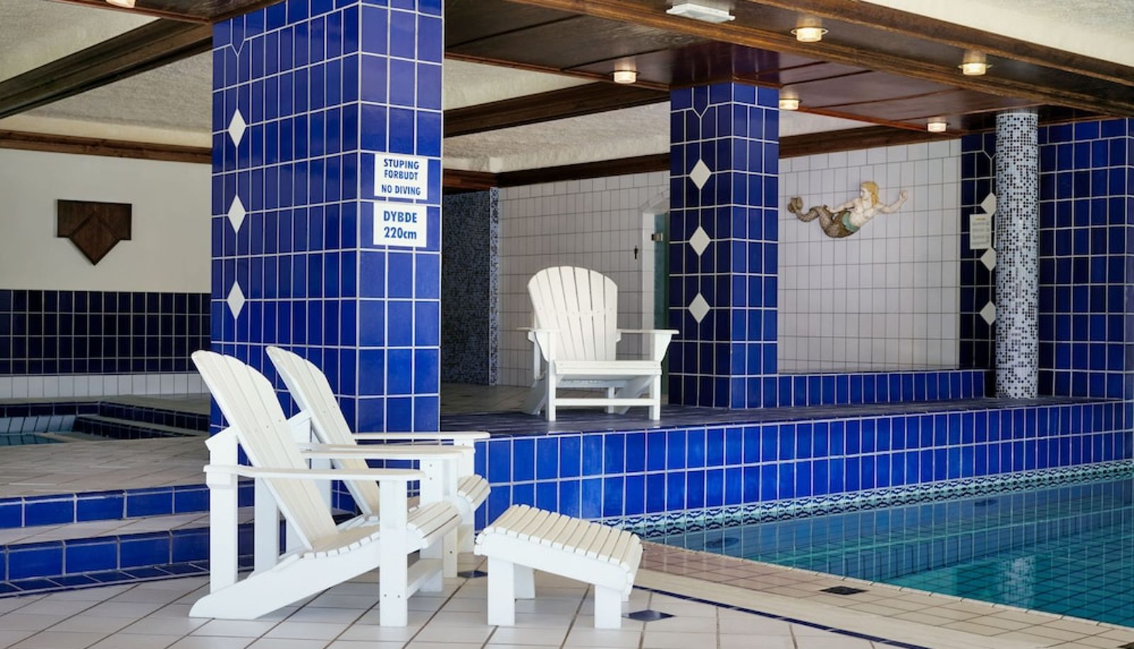 Piscine - Dr. Holms Hotel