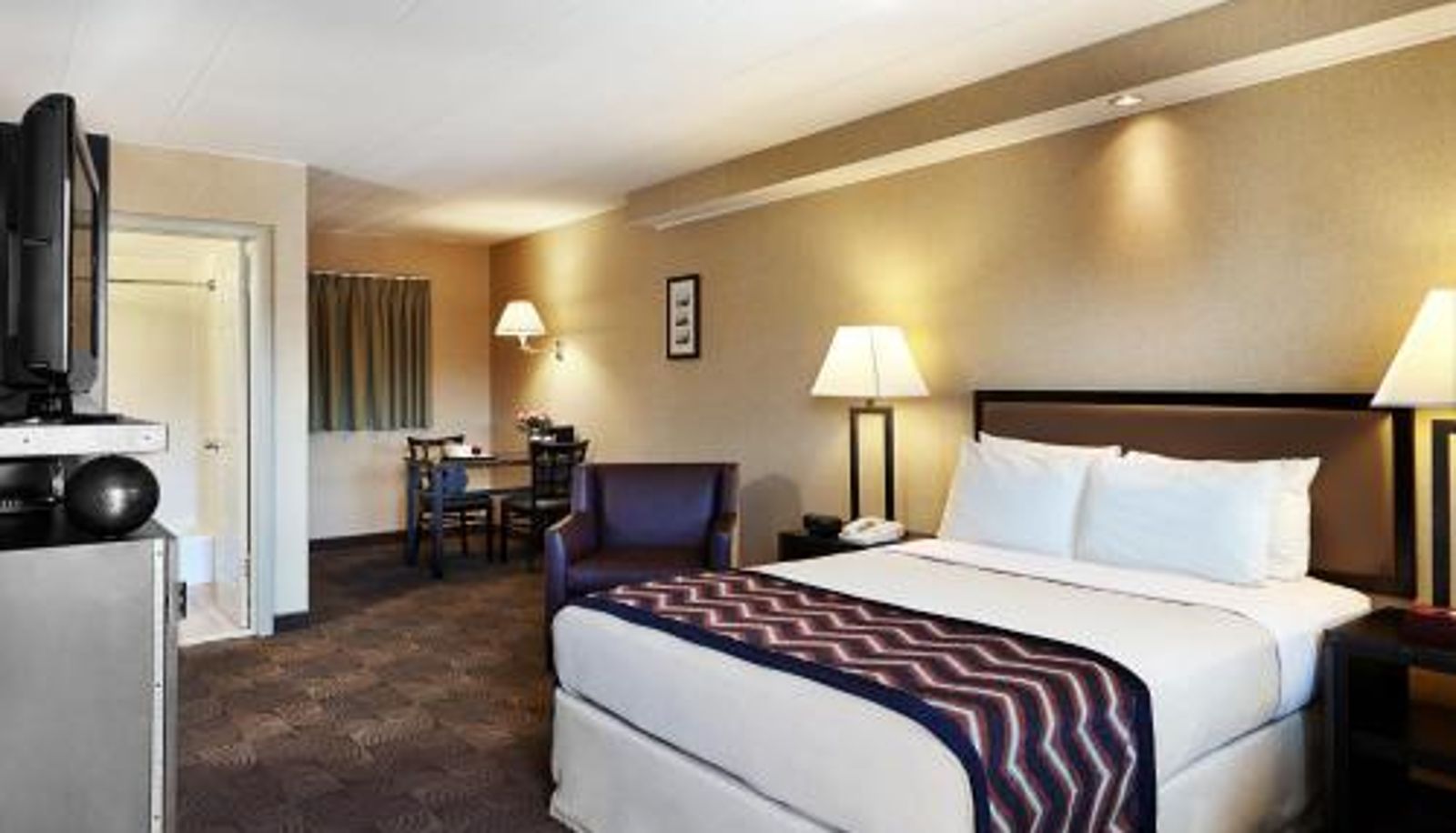 Triple room - Carlton Inn Midway